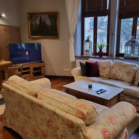 Charlotte Apartment Тарнув Экстерьер фото