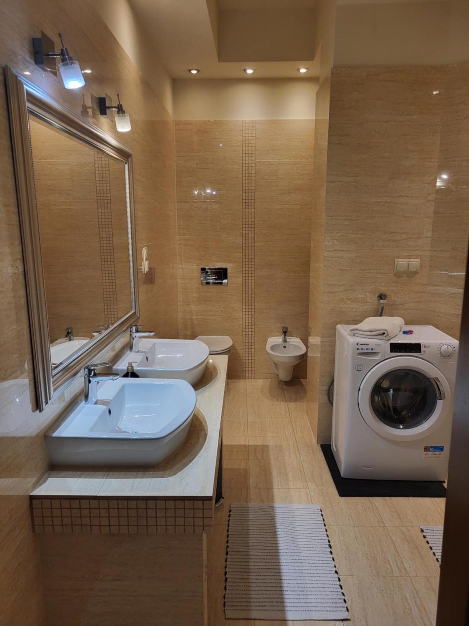Charlotte Apartment Тарнув Экстерьер фото